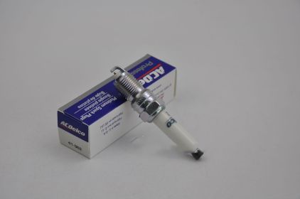 High Quality Iridium Gold Spark Plug 41-962 Suitable For Buick Chevrolet Hummer Etc